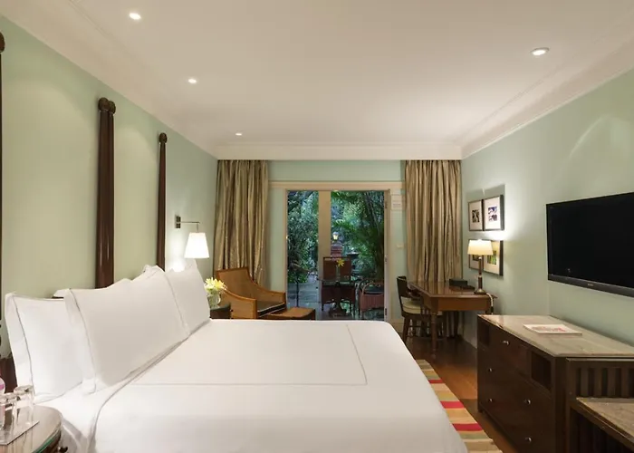 Luxury King Room