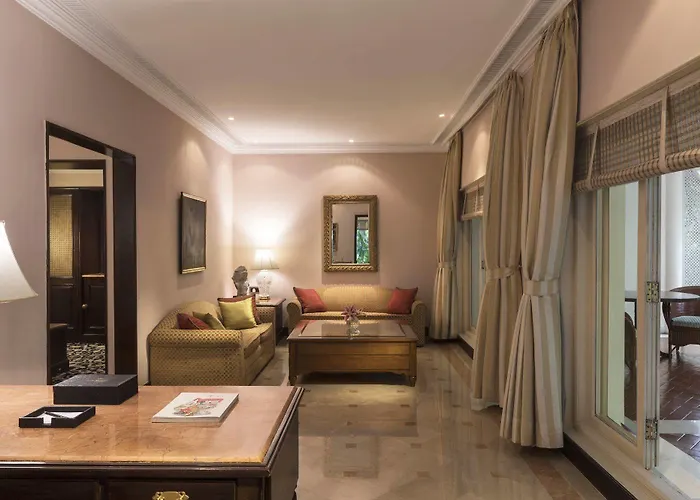 Grand Luxury One-Bedroom King Suite